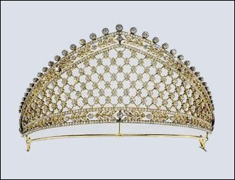 Tiara with Forget-me-nots and Stylized Laurels, ca. 1900-03 (Munn, ibid., 302; Wartski, ibid., 87 and 94, item 249, Private Collection)