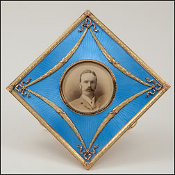 Frame with Recipient's Photograph and Commemorative Plaque with a Strut in the Form of AB for Allan Bowe (Courtesy McFerrin Collection, Illustrations © C&M Photographers)