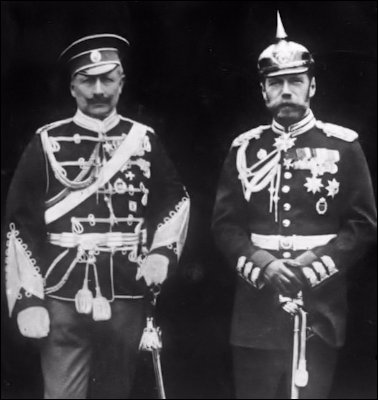 Kaiser Wilhelm II in Russian Uniform and Nicholas in German Uniform (Wiki)
