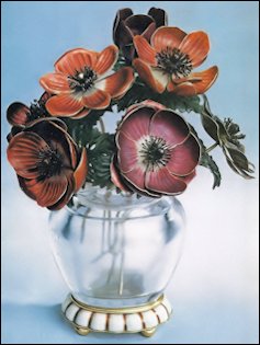 Wild Strawberries and Anemones (Robert Strauss Collection, Christie’s London, March 9, 1976, Strawberries realized £39,600, Anemones £20,090)