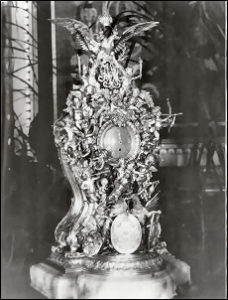 Alexander III 25th Wedding Anniversary Clock von Dervis Exhibition, St. Petersburg (1902)