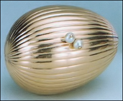 "Sweet Meat Box" Egg (Courtesy Christie's)