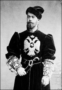 Nicholas as Tsesarevich, 1894 (Courtesy Wikimedia Commons)